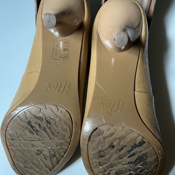 Heels 👠 2 pairs - Picture 5 of 6